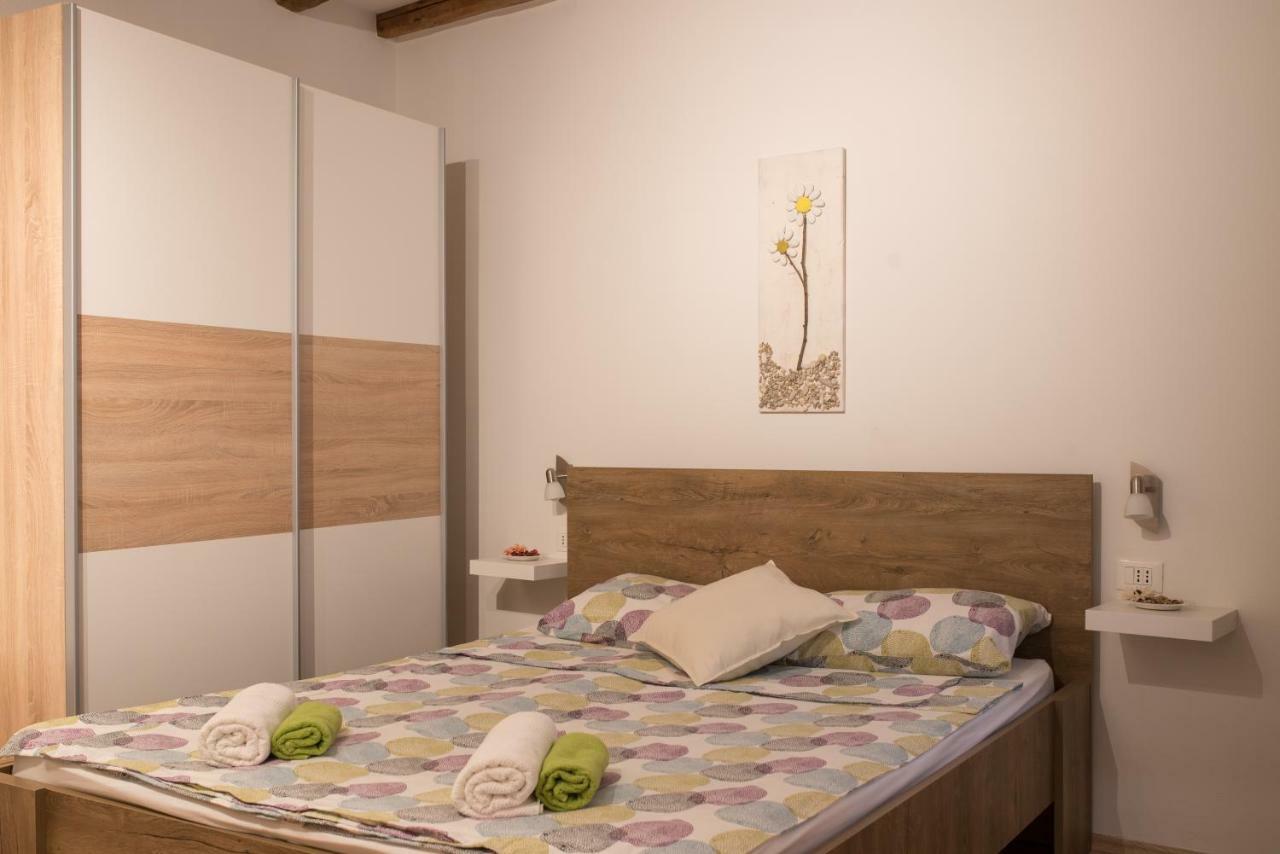 Apartment Vale